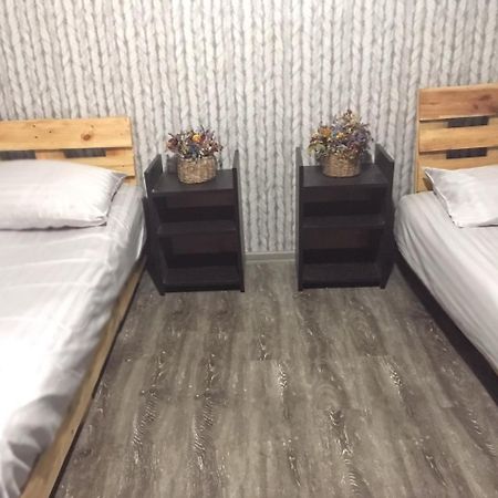 Birdhouse Rooms Tbilisi ภายนอก รูปภาพ