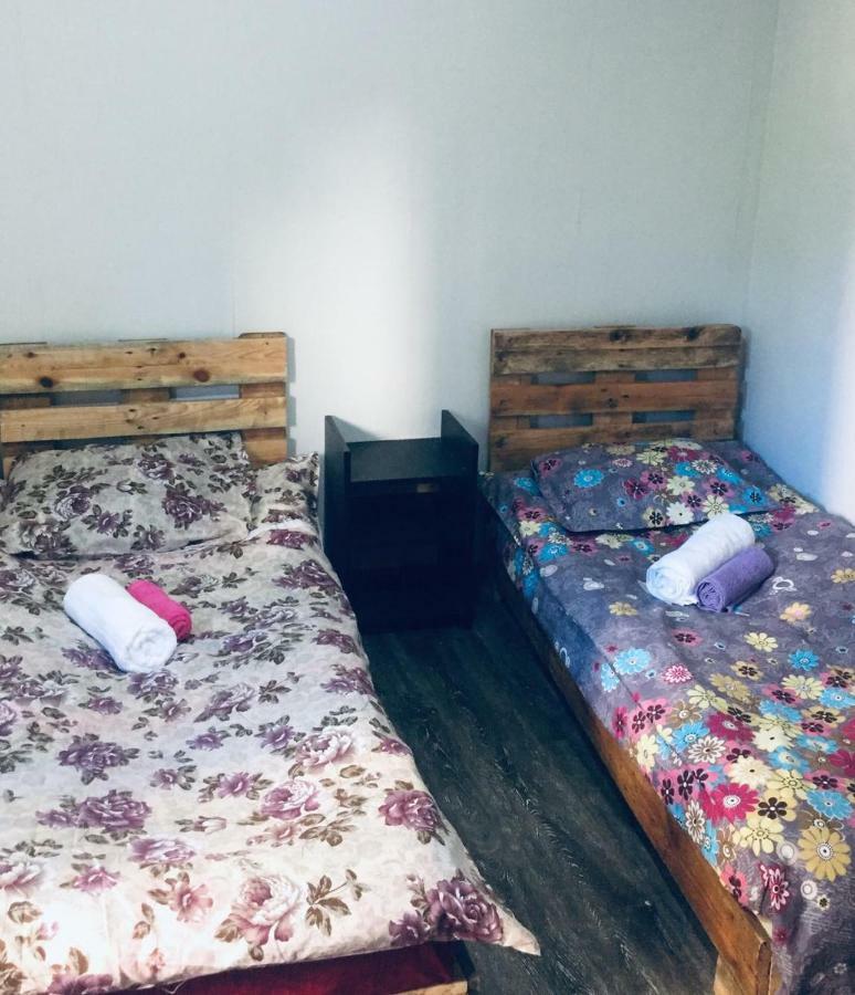 Birdhouse Rooms Tbilisi ภายนอก รูปภาพ